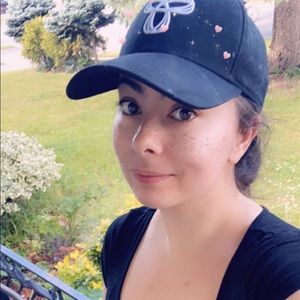 Meet your Posher, Adri